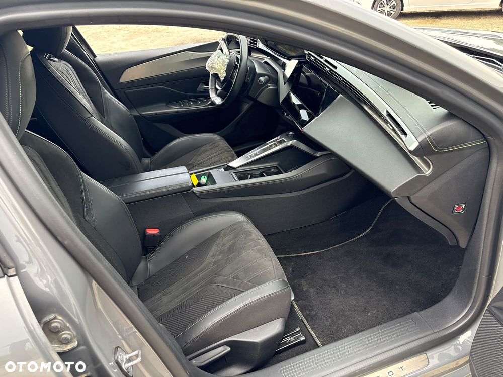 Peugeot 308 BlueHDi 130 EAT8 GT - 8
