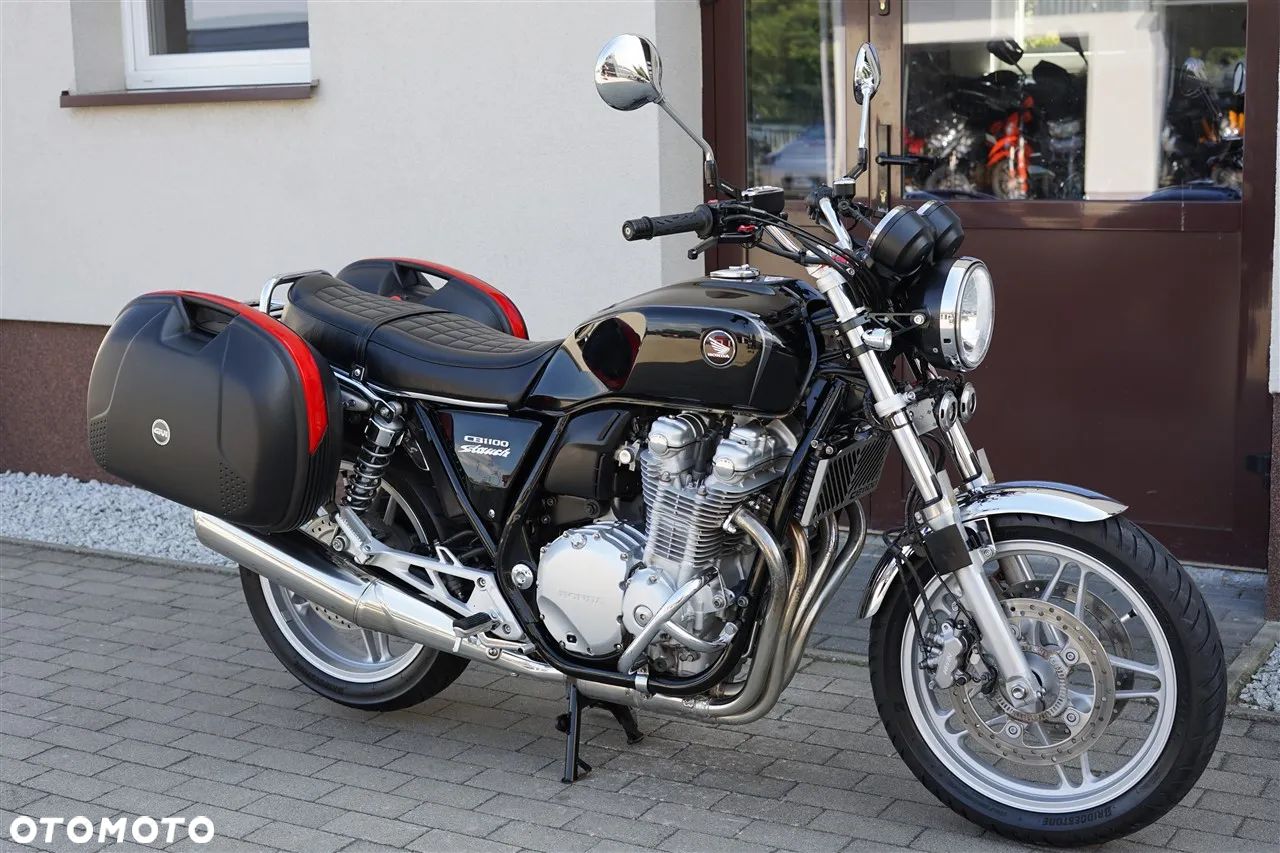 Honda CB - 1