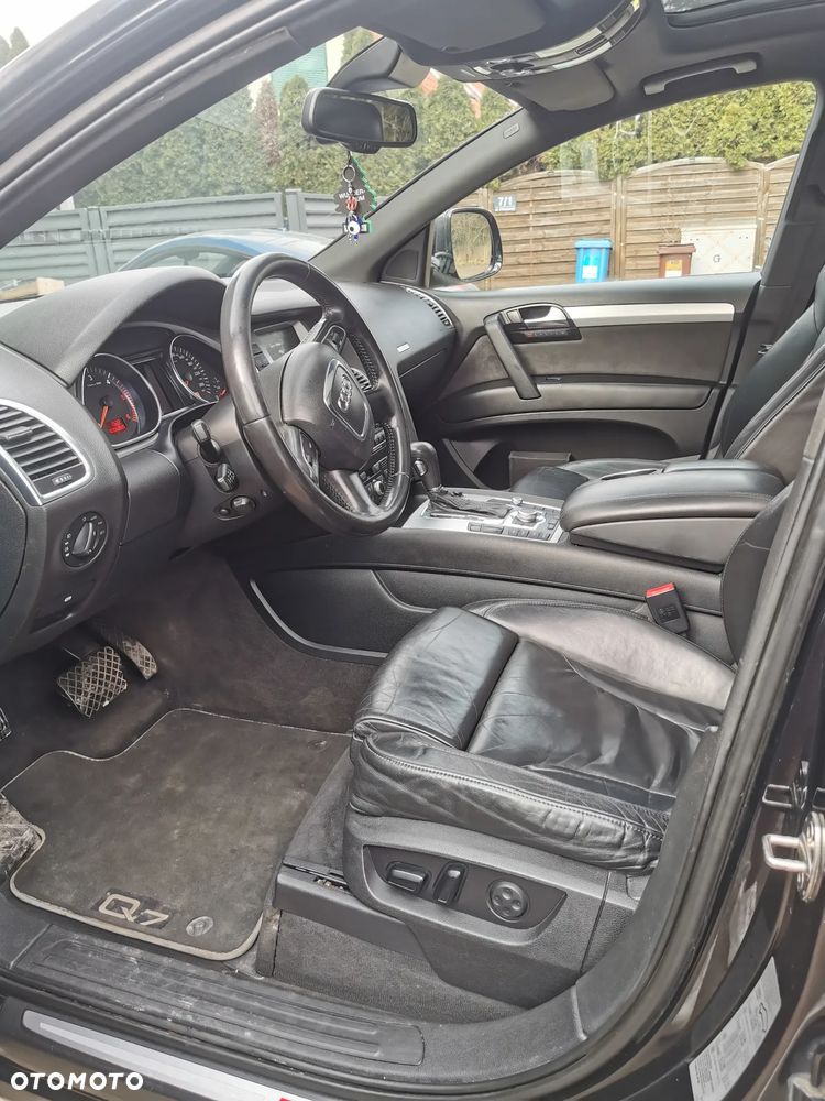 Audi Q7 - 8