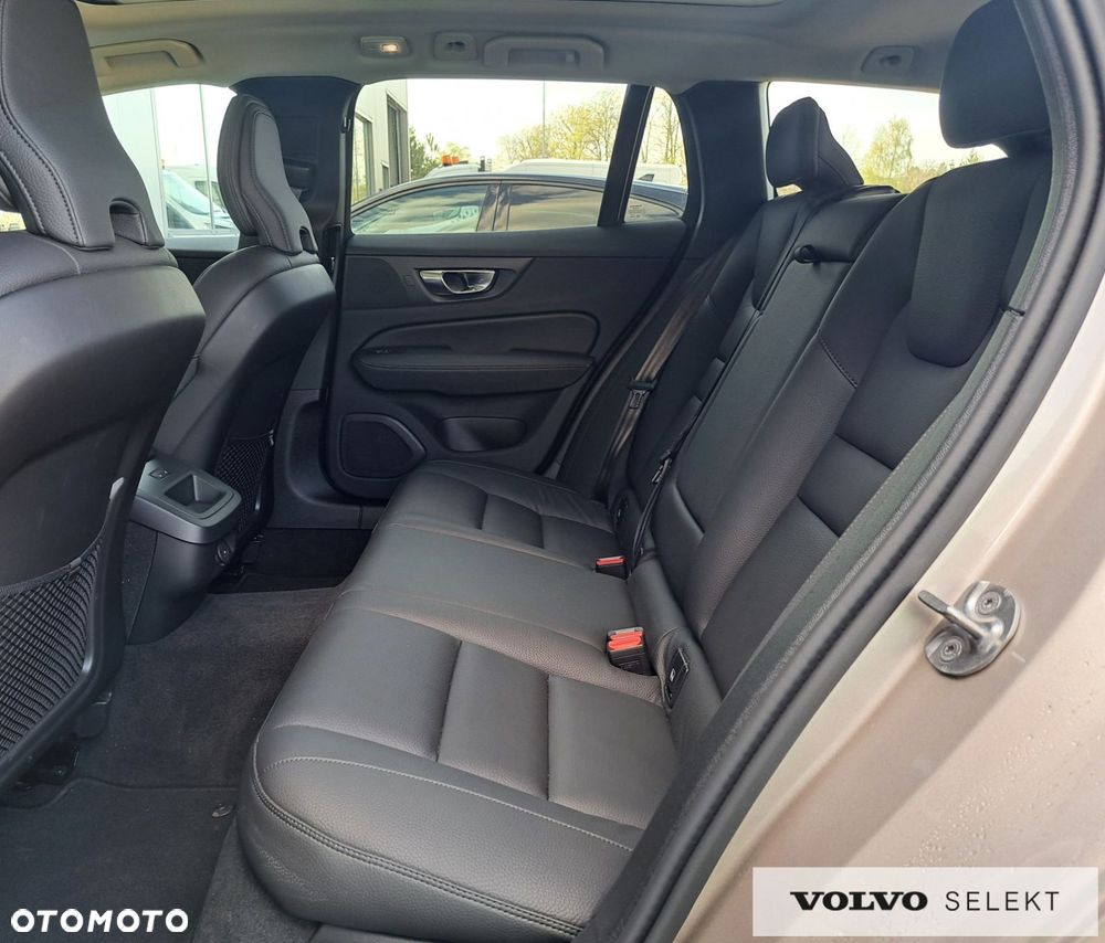 Volvo V60 - 11