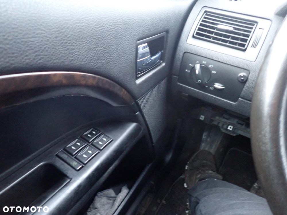 CZĘŚCI - Ford Mondeo III MK3 2,0 TDCI 131KM KOMBI LIFT FL AT automat lakier G0 2005r. INDEX - 9848 - 17