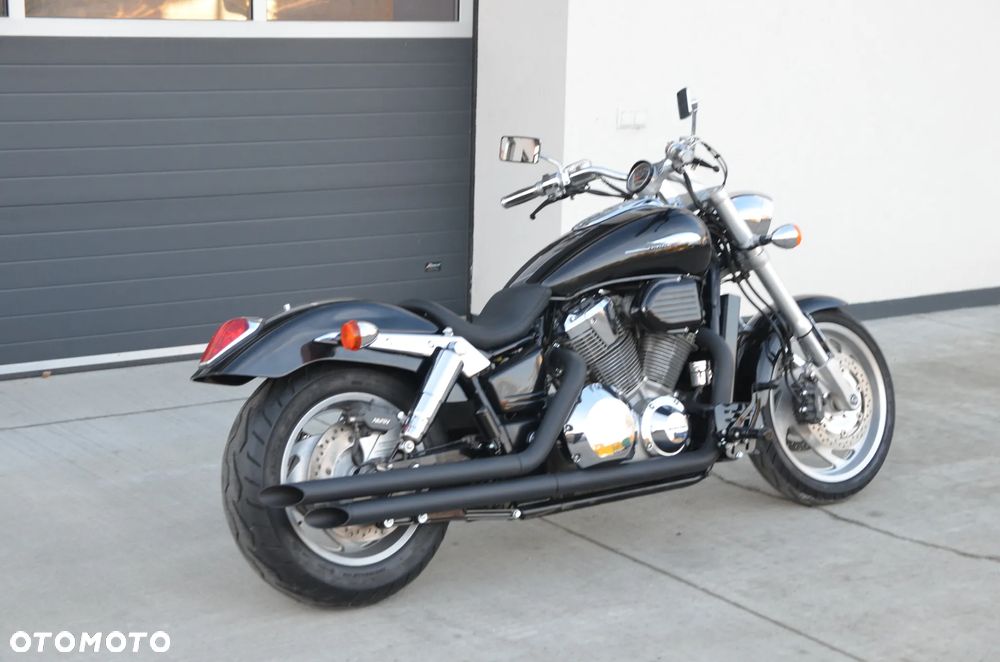 Honda VTX - 22