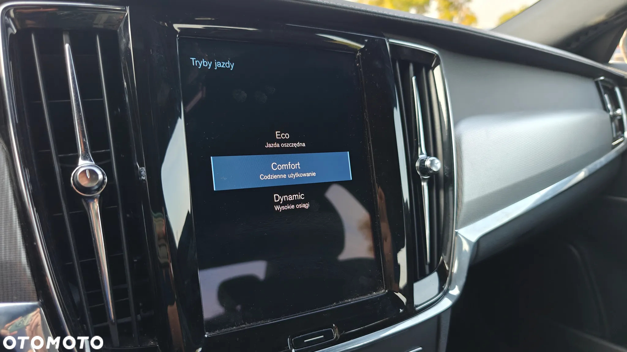 Volvo S90 D4 Geartronic R Design - 27