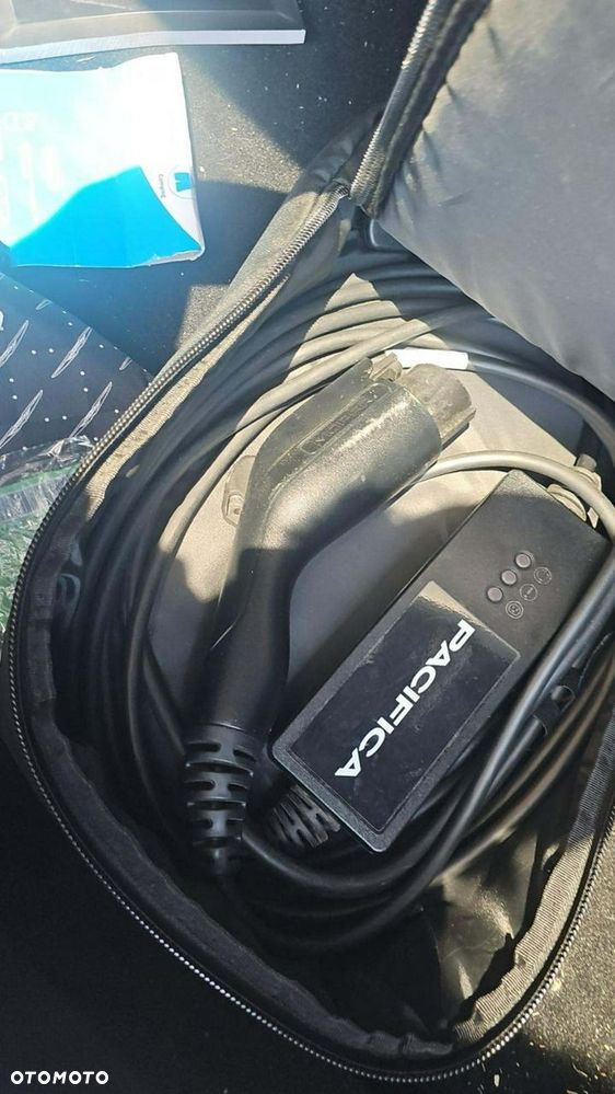 Chrysler Pacifica - 16