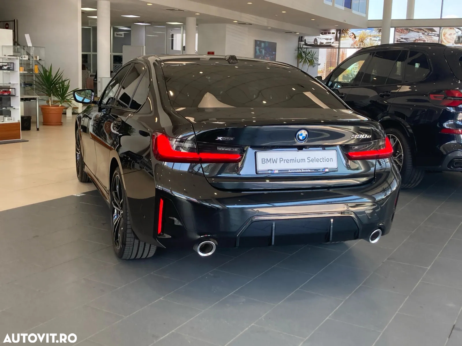 BMW Seria 3 330e xDrive Aut. - 4