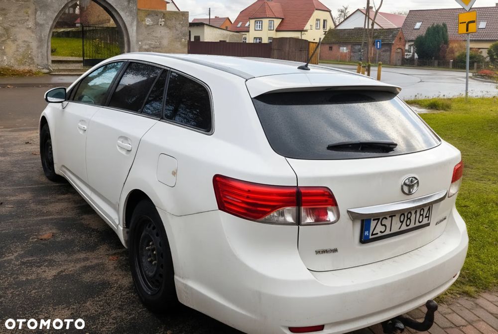 Toyota Avensis 2.0 D-4D - 3
