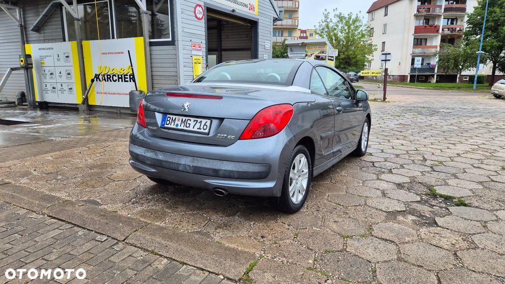 Peugeot 207 CC - 10