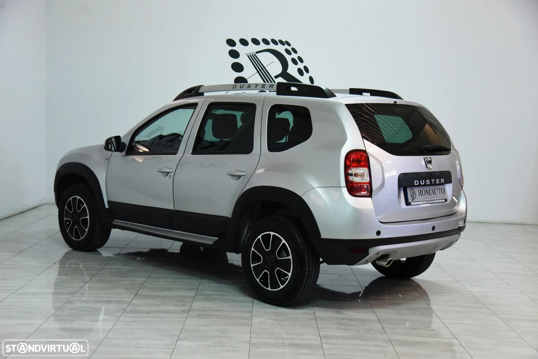 Dacia Duster 1.5 dCi SL Urban Explorer 4WD - 9