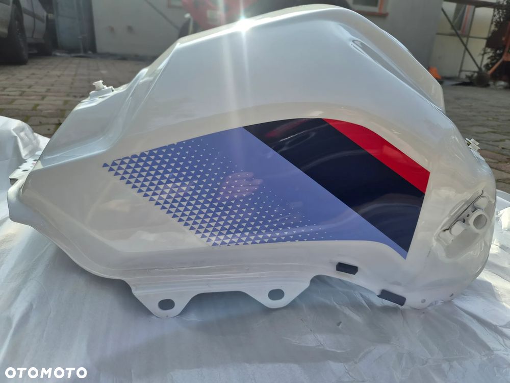 zbiornik paliwa/bak - 1