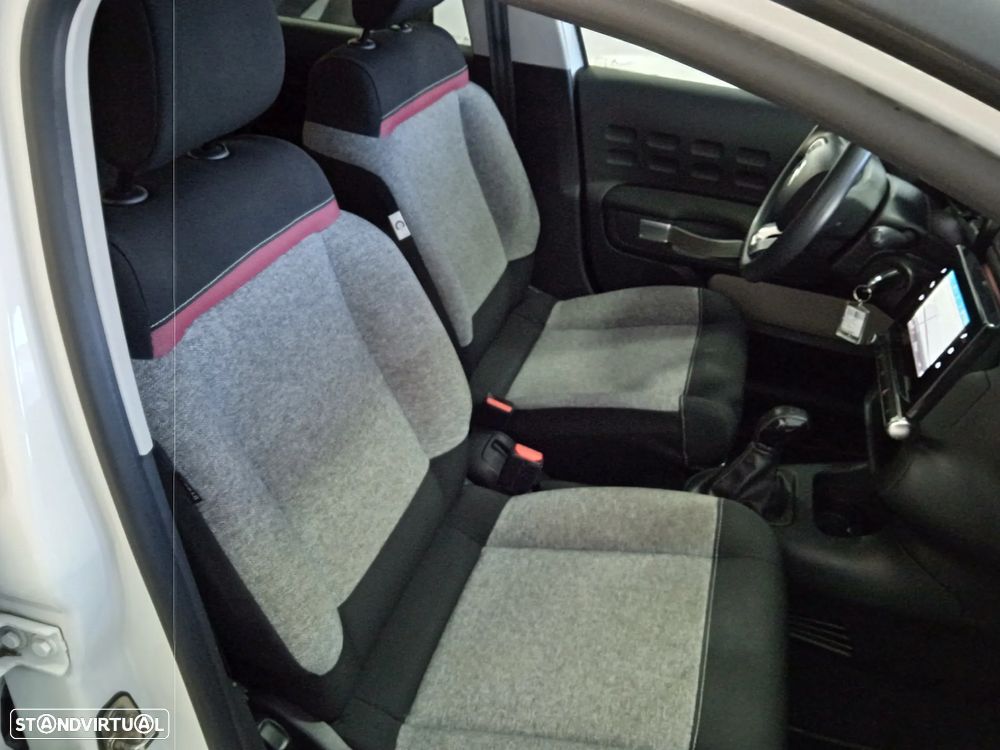 Citroën C3 1.2 PureTech C-Series - 11