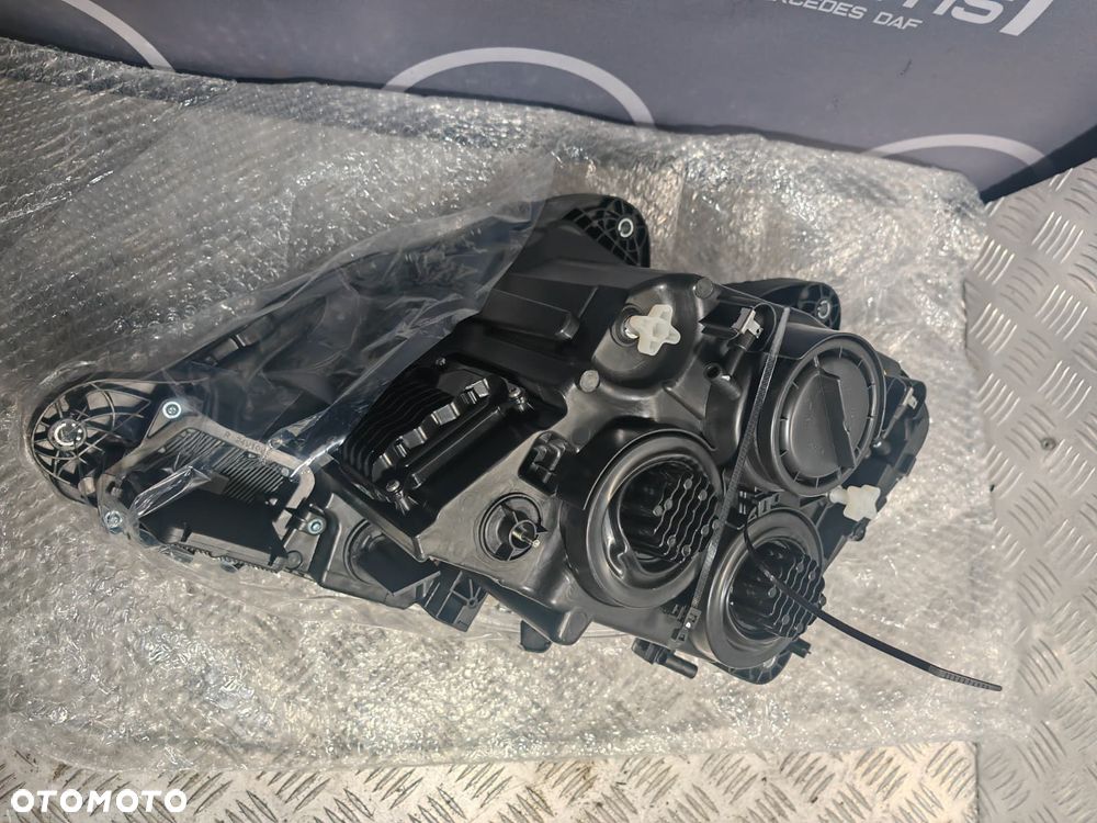 DAF XF 106 CF EURO6 REFLEKTOR LAMPA FULL LED LIFT 1857527 PRAWA - 5