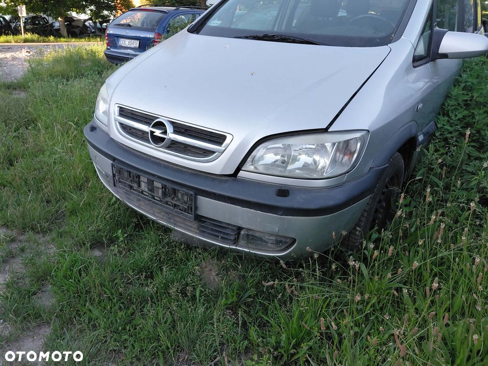 części OPEL ZAFIRA A 1.8 16V 2004r Z157 BŁOTNIK przód prawy lewy - 2
