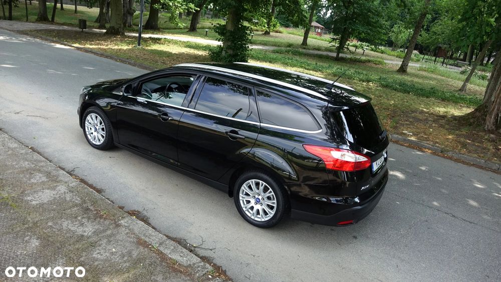 Ford Focus 1.6 EcoBoost Titanium - 28