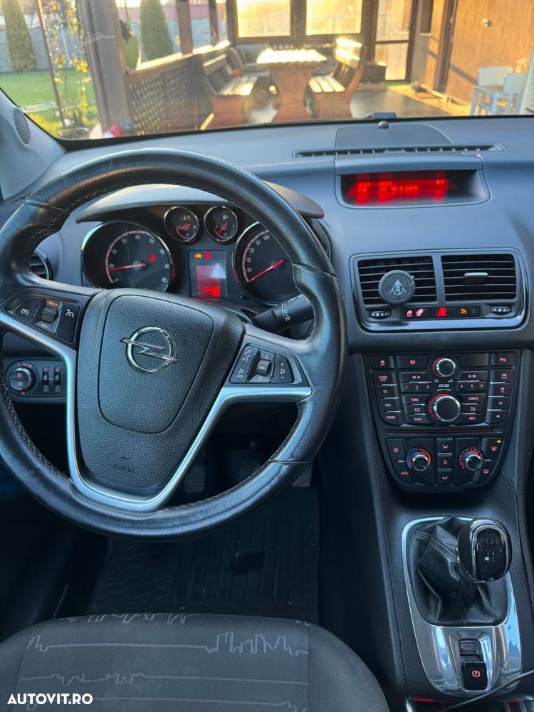 Opel Meriva - 8