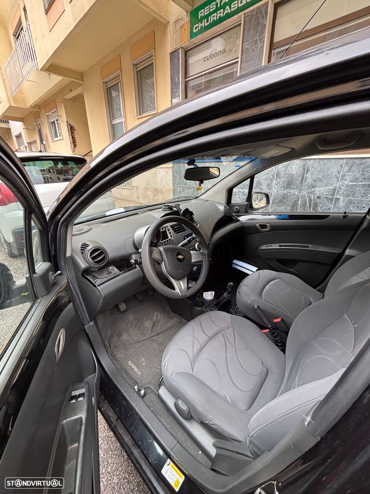 Chevrolet Spark 1.0 L - 2