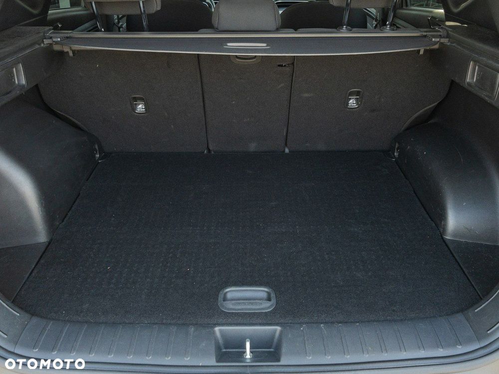 Hyundai Tucson 1.6 T-GDi HEV Executive 2WD - 29