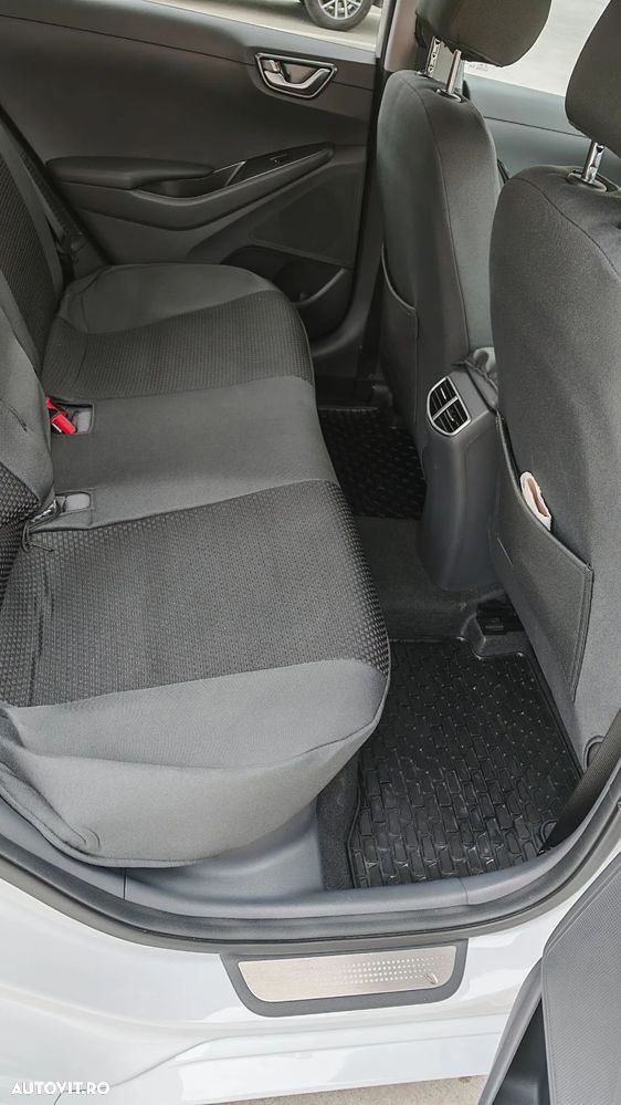 Hyundai IONIQ Plug-In Hybrid 1.6 141CP Exclusive - 7