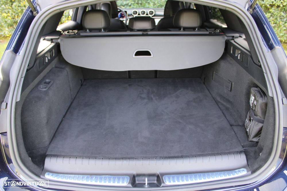 Mercedes-Benz C 300 e T 9G-TRONIC AMG Line - 9