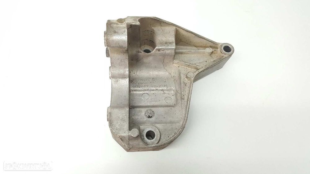 MÉDIO BMW SERIE 1 BERLINA (E81/E87) 118D - 1