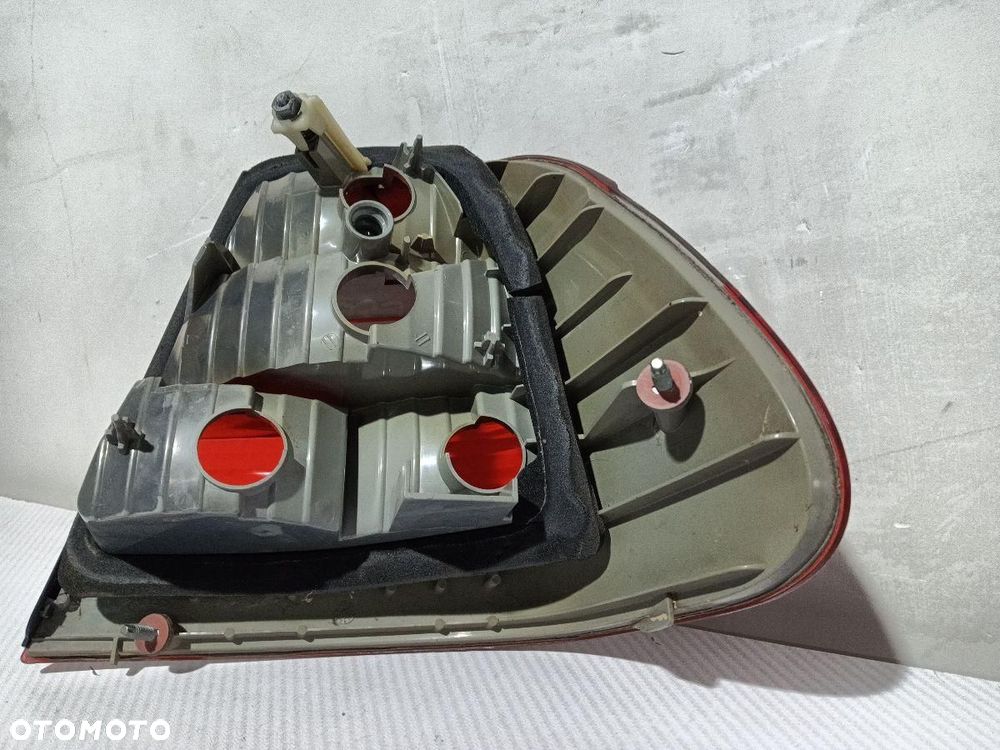 LAMPA TYŁ TYLNA LEWA BMW E46 SEDAN 6910531 - 8