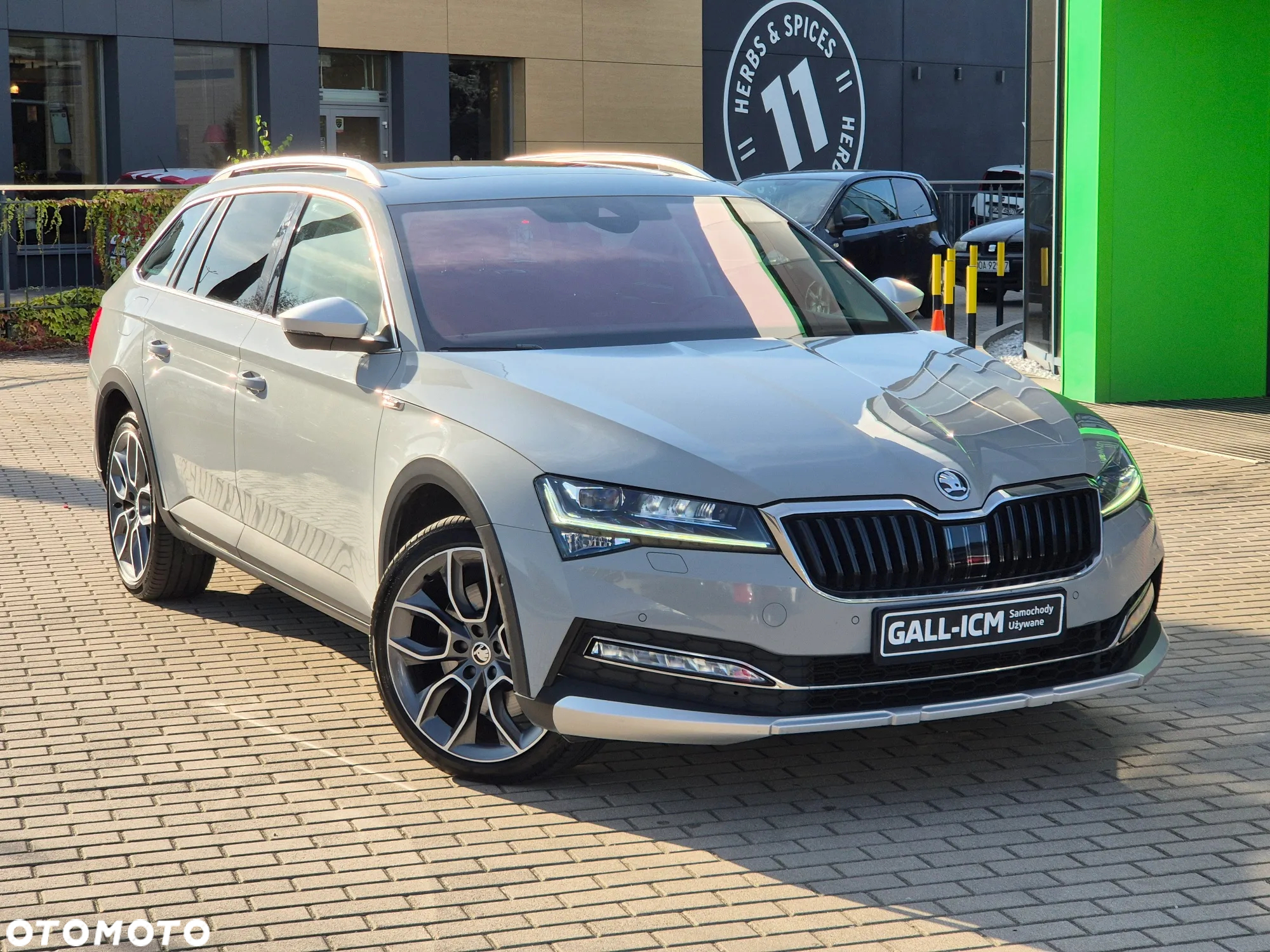 Skoda Superb 2.0 TSI 4x4 Scout DSG - 4