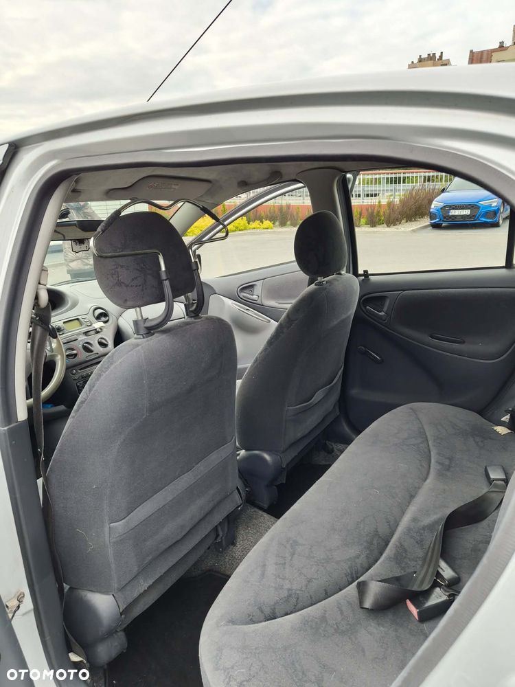 Toyota Yaris 1.3 Luna - 6