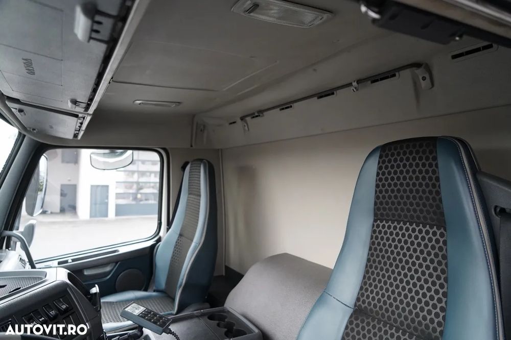 Volvo FMX 410 / 8x4 / BETONIERĂ / BETONIERĂ / LIEBHERR / 9 M3 / I-SHIFT / JANTE DIN ALIAJ / EURO 5 - 28