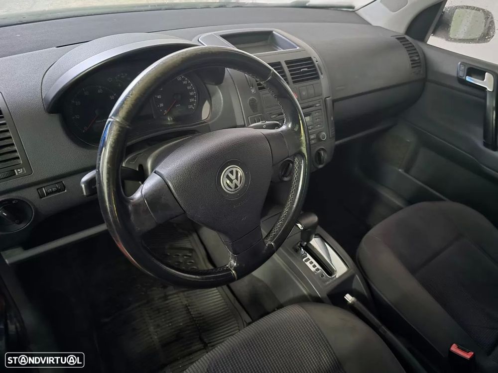 VW Polo 1.4 Trendline Pack Auto. - 11