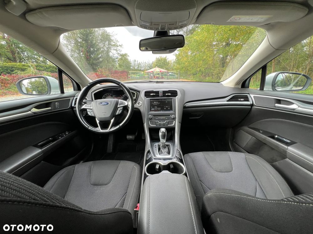 Ford Mondeo 2.0 TDCi Titanium PowerShift - 23