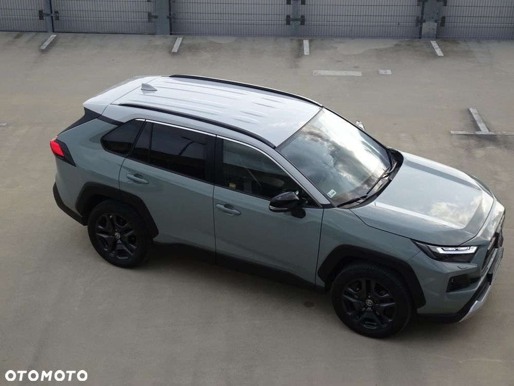 Toyota RAV4 - 2