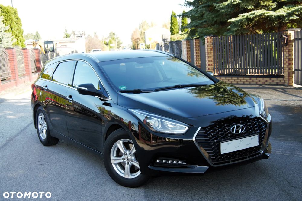 Hyundai i40 Kombi blue 1.6 CRDi DCT Space Plus - 30