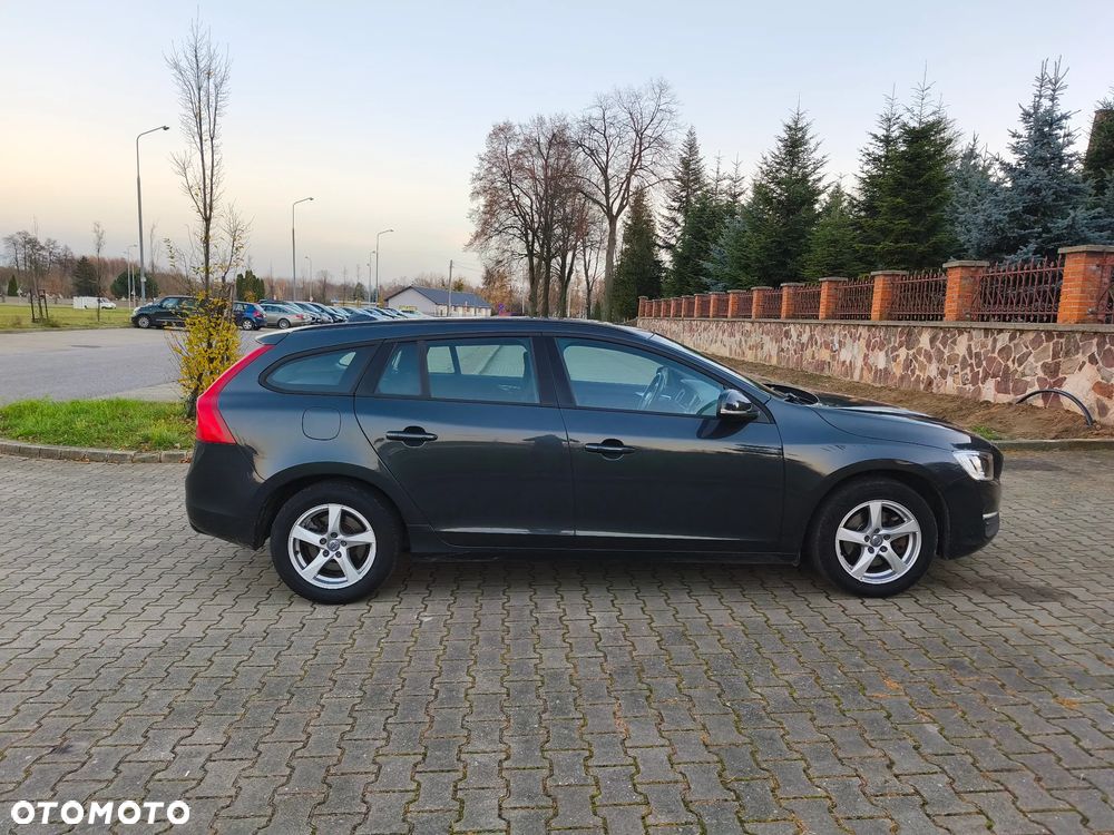 Volvo V60 D2 Kinetic - 10