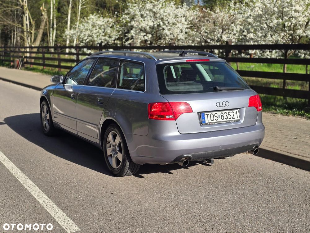 Audi A4 Avant 2.0 T FSI - 17