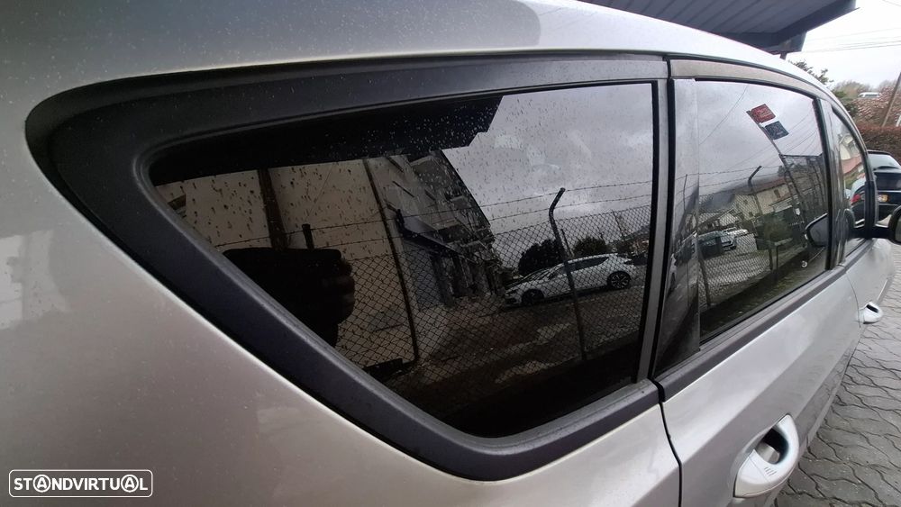 Ford S-Max 2.0 TDCi Trend - 53