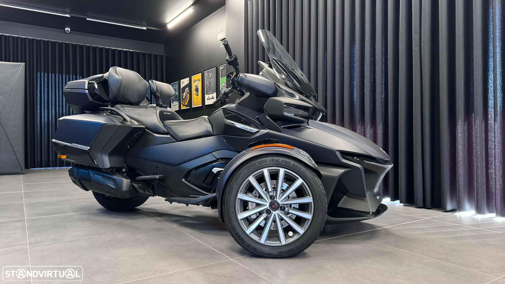 Can-Am Spyder RT Sea to Sky - 8