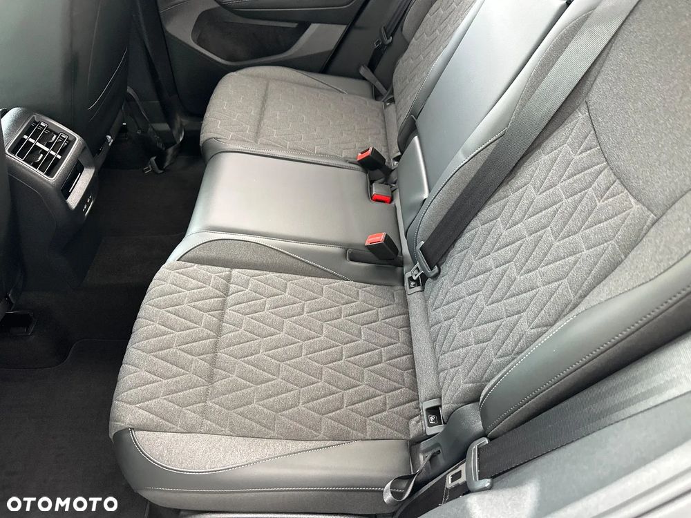 Volkswagen Tiguan - 35