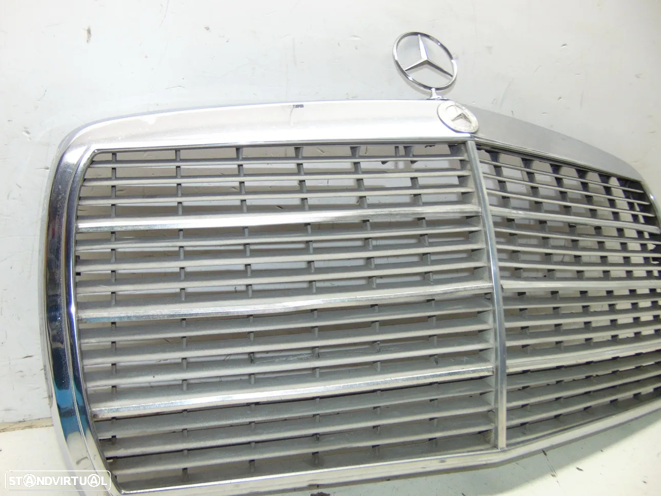 Mercedes W123 grelha - 3