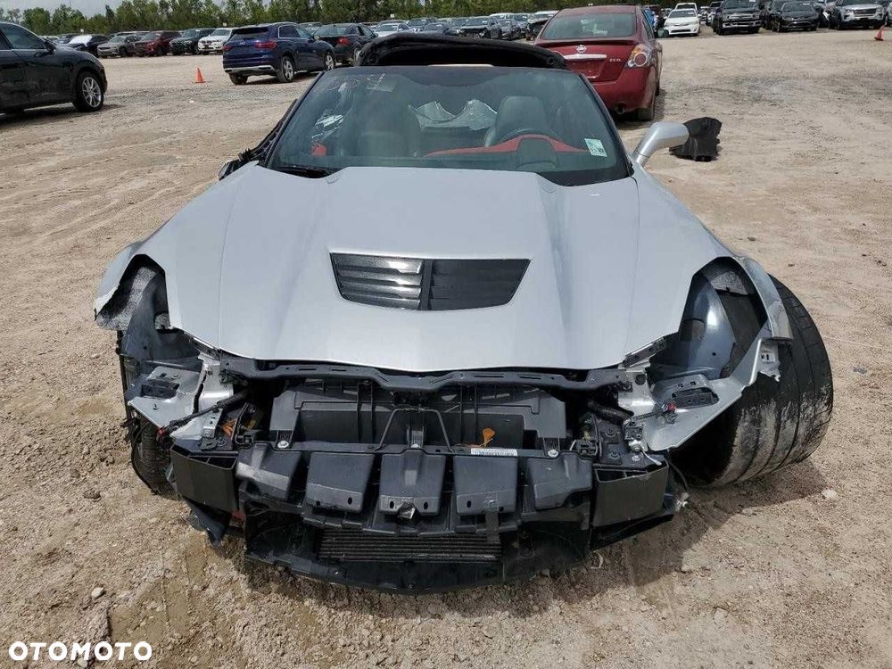 Chevrolet Corvette Z06, 6.2 L, z 2016 roku, model USA. - 5