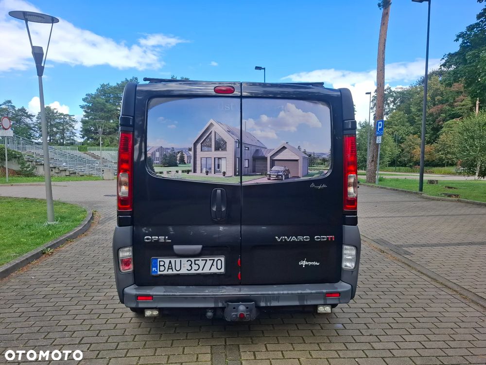 Opel Vivaro - 8
