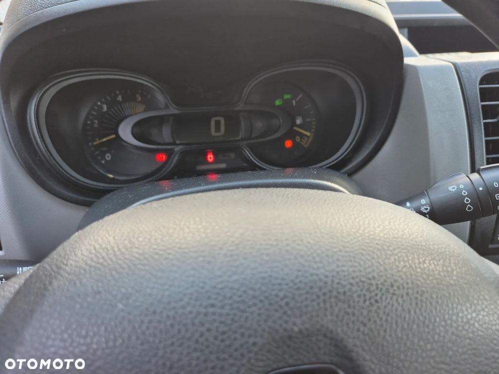 Renault Trafic - 36