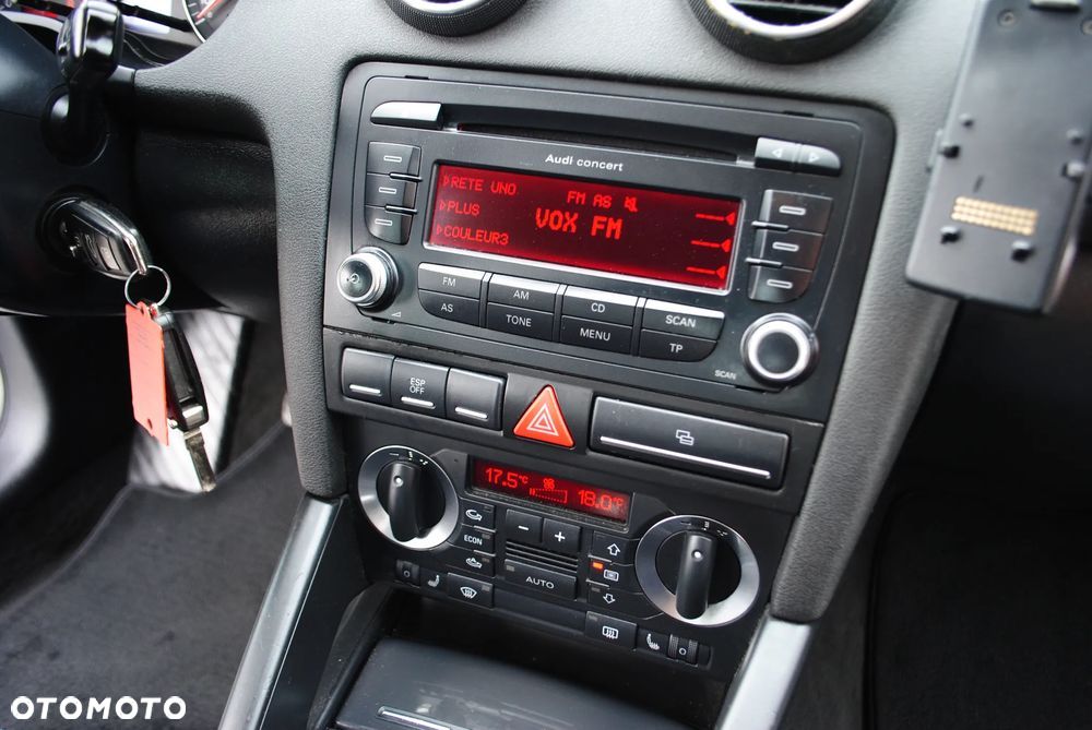 Audi A3 1.6 Limited Edition - 13
