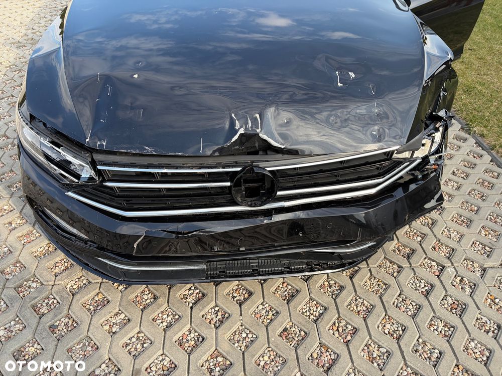 Volkswagen Passat 2.0 TDI SCR DSG Comfortline - 26