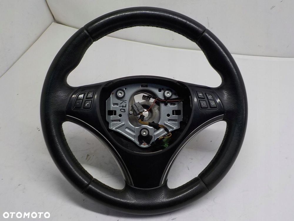 BMW 1 E87 E82 E81 E88 3 E90 E91 E92 E93 X1 E84 KIEROWNICA SKÓRA - 1