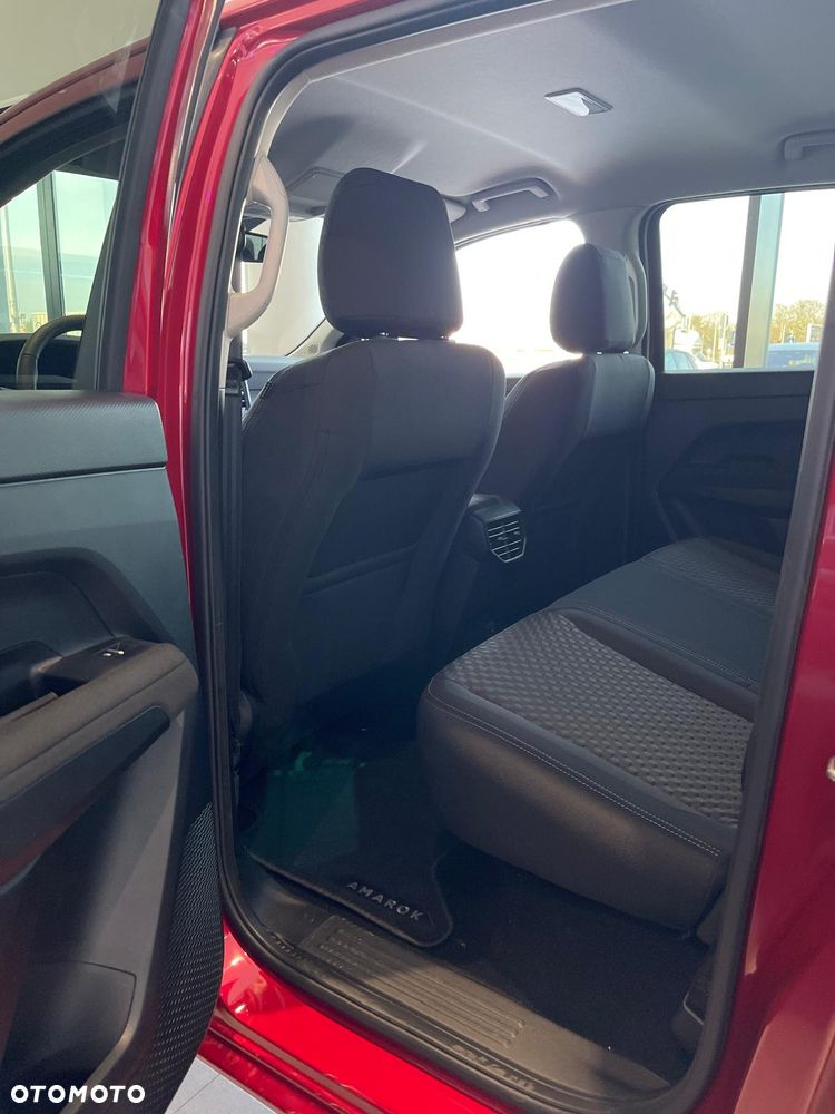 Volkswagen Amarok - 9