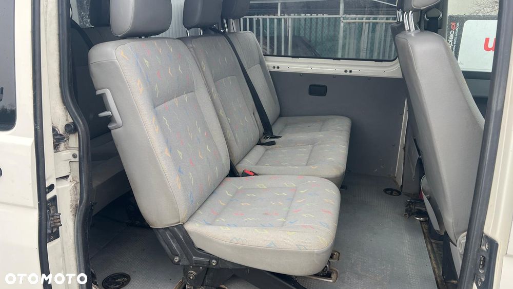 Volkswagen Transporter L2H1 Mixt - 16