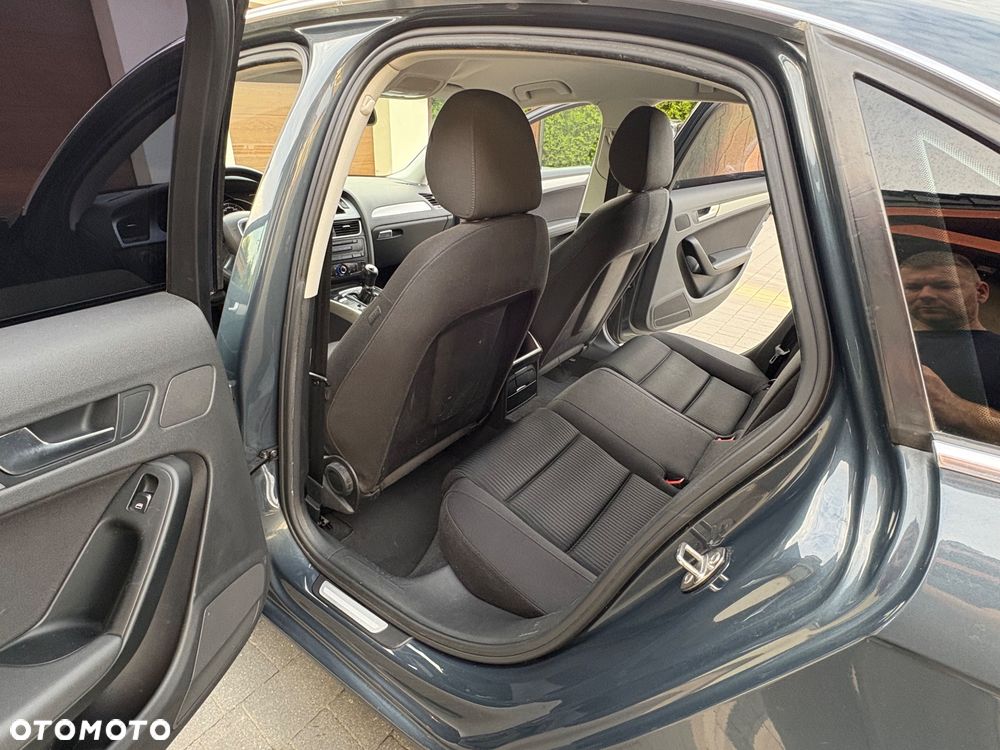 Audi A4 Limousine 2.0 TDI DPF Attraction - 18