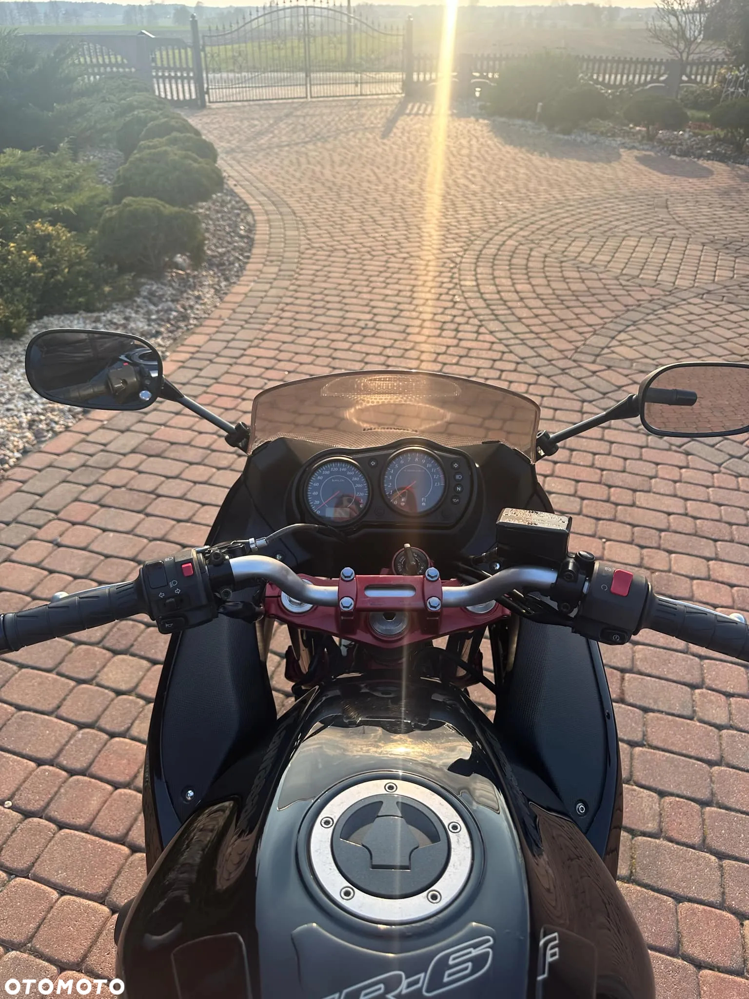 Kawasaki ER - 4