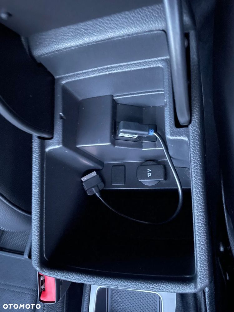 Volkswagen Passat - 13
