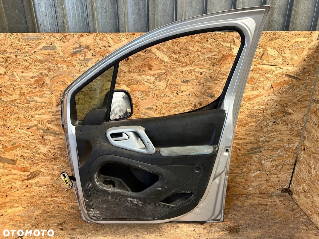 Drzwi PRZEDNIE PRAWE prawy przód CITROEN BERLINGO 2 II Lakier: EZRC - 9