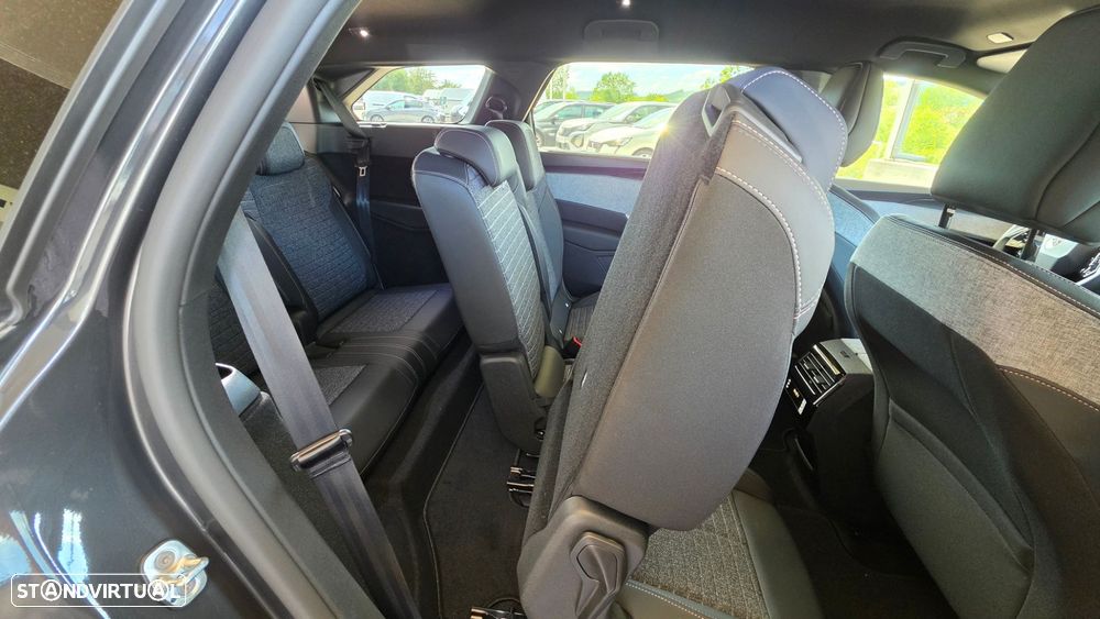 Peugeot 5008 1.6 Plug-in Hybrid Allure e-DCS7 - 12